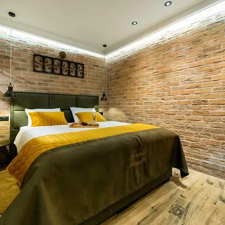 Deluxe Dino & Задар