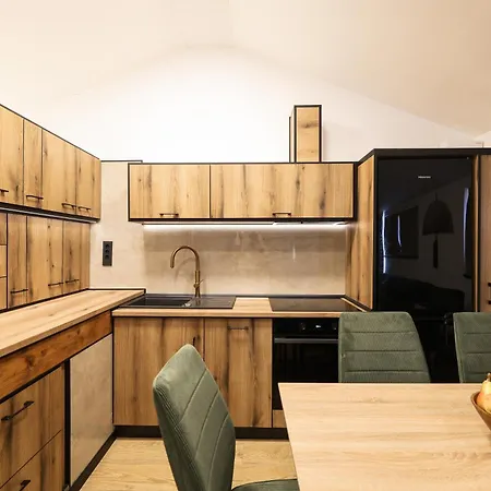 Appartement Deluxe Dino & By Adex Travel