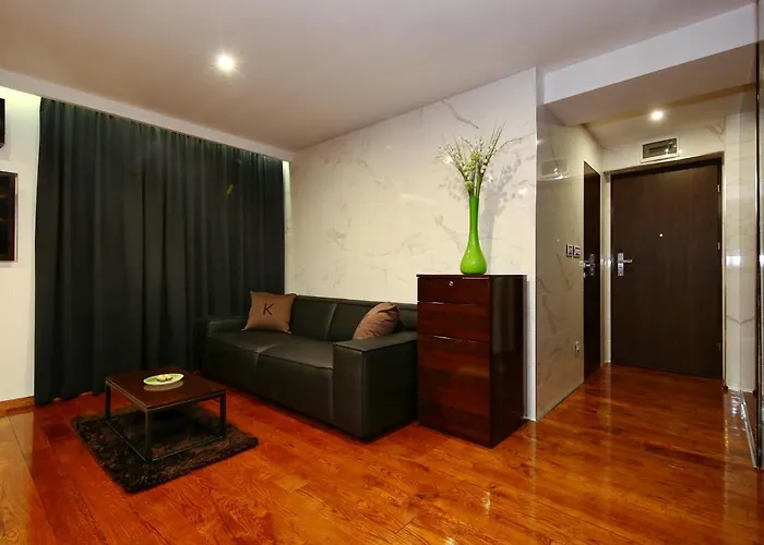 Deluxe Dino & * Задар