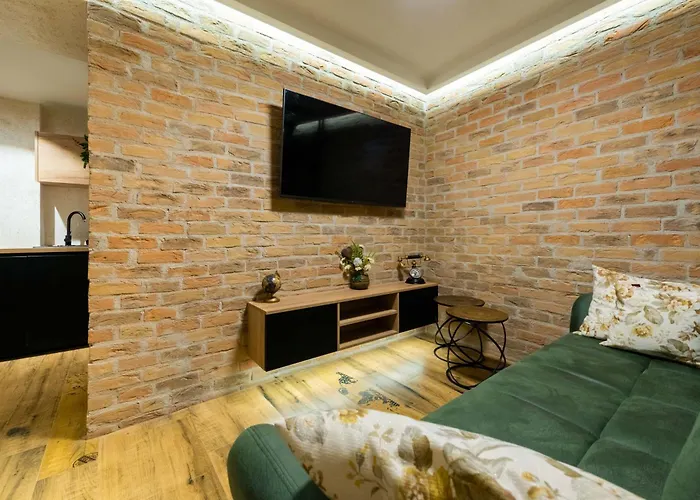 Deluxe Dino & Задар