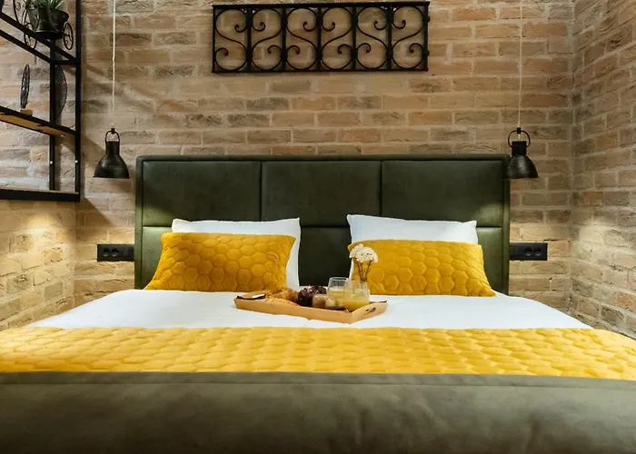 Апартаменты Deluxe Dino &